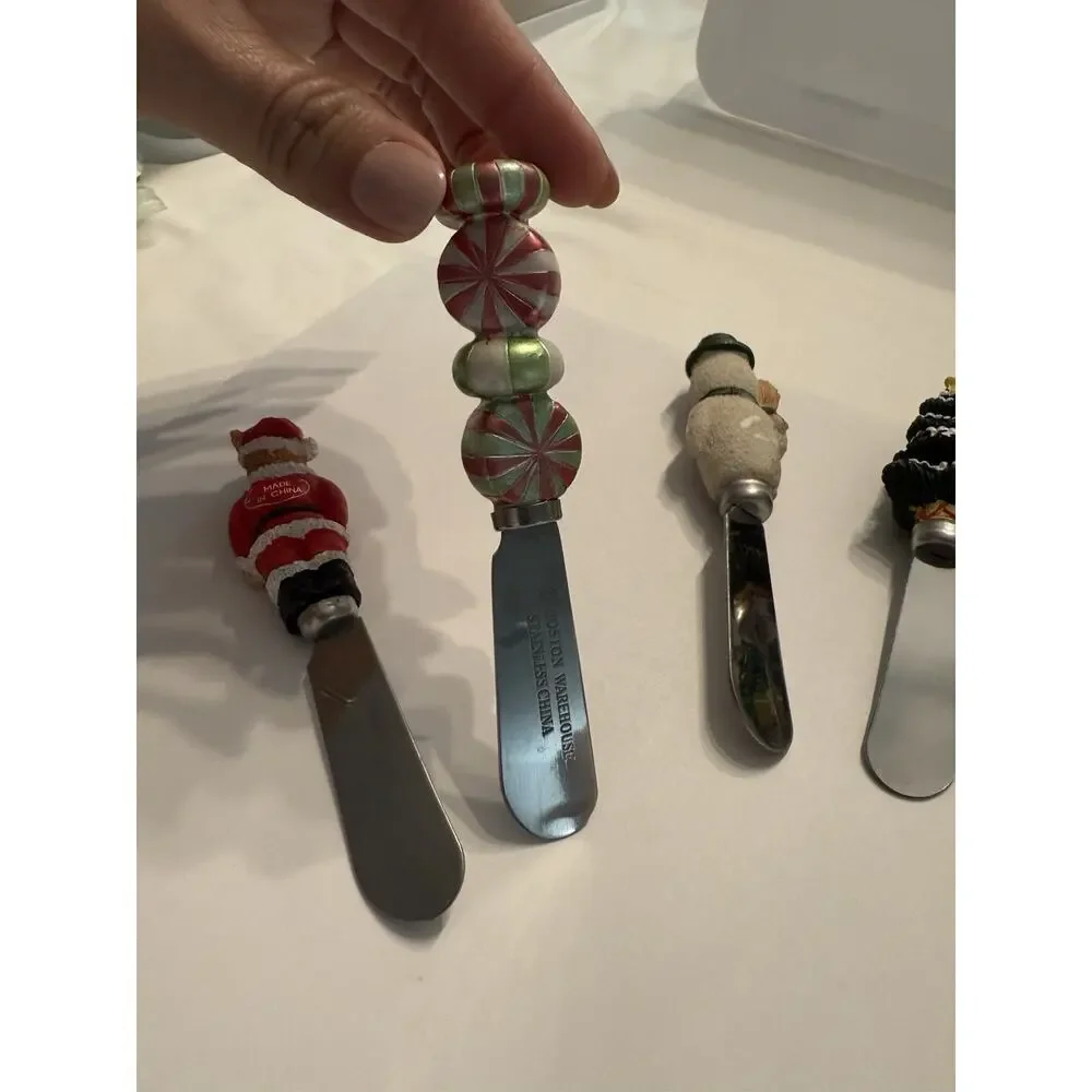 Boston Warehouse Christmas Resin Handle Cheese Spreaders Set of 6 Santa Snowman